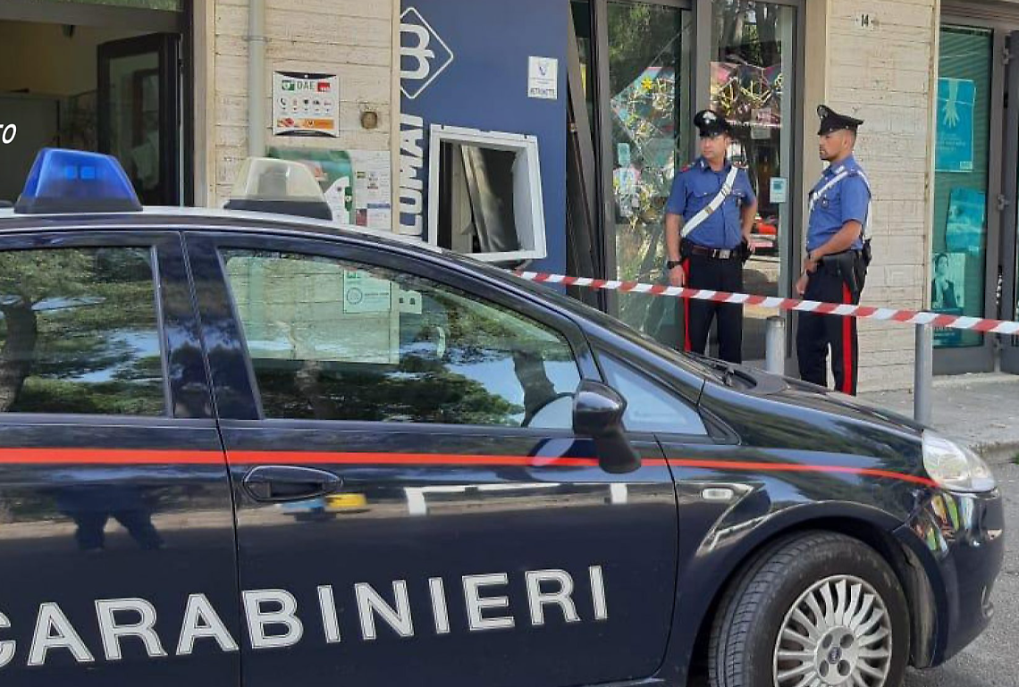 Assalto ad un bancomat a Castellaneta Marina