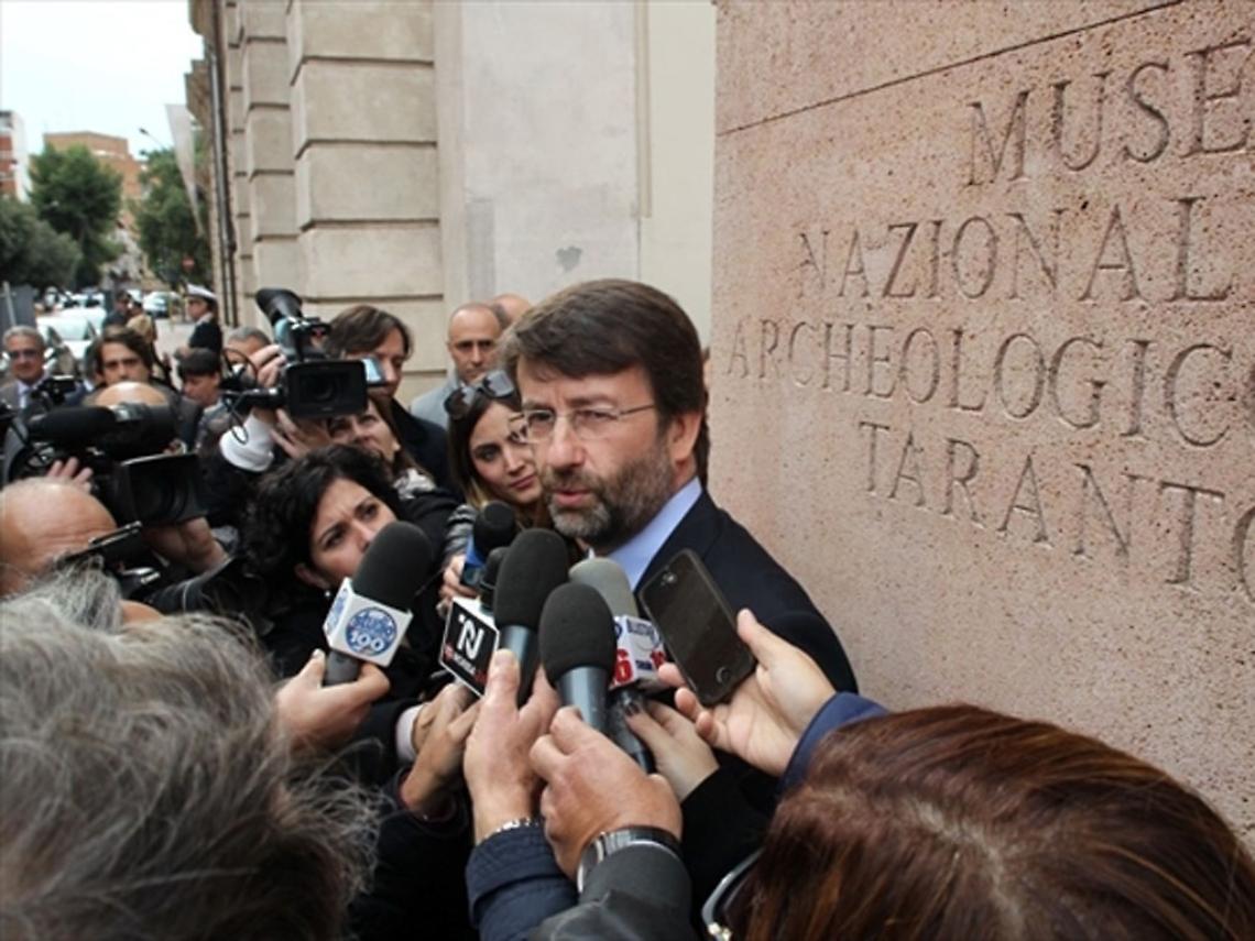 Il ministro Dario Franceschini in una visita al MarTa di alcuni anni fa