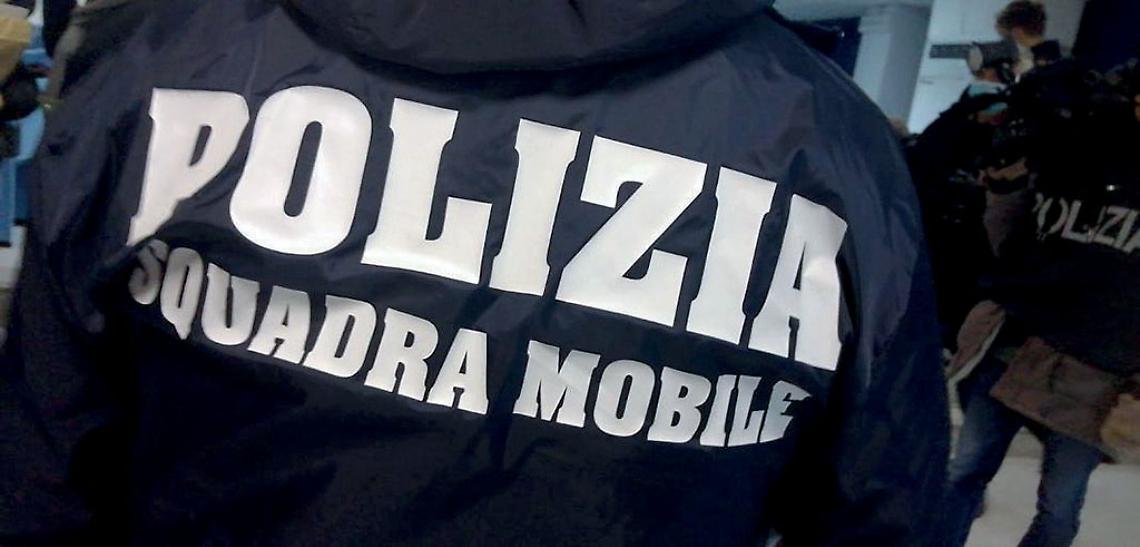 La Squadra Mobile della Polizia