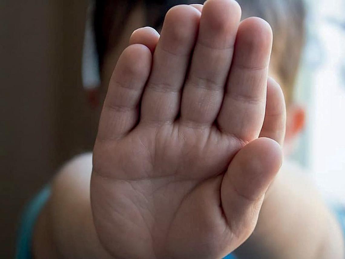 Abusi su bambini arrestato brigadiere della Finanza