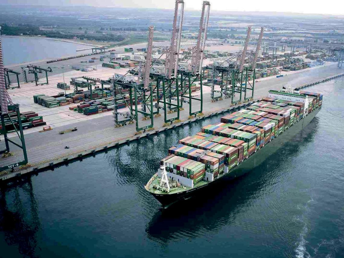 Il porto di Taranto