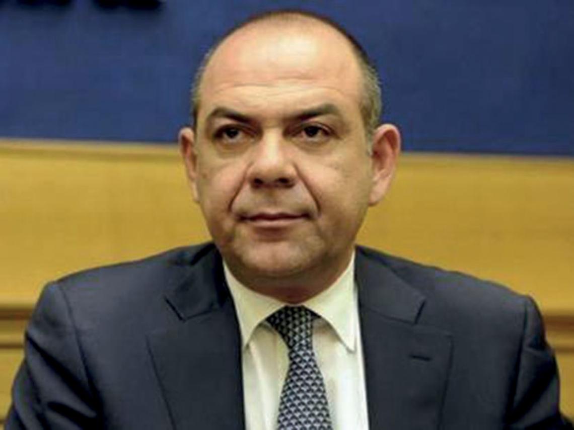 Il senatore Roberto Marti