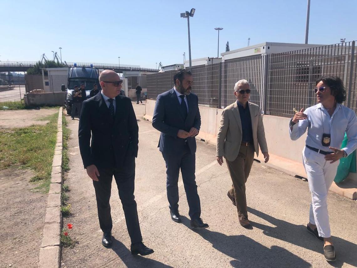 La visita all'Hotspot di Taranto