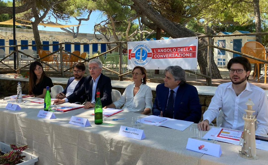 La presentazione della rassegna allo Yachting Club