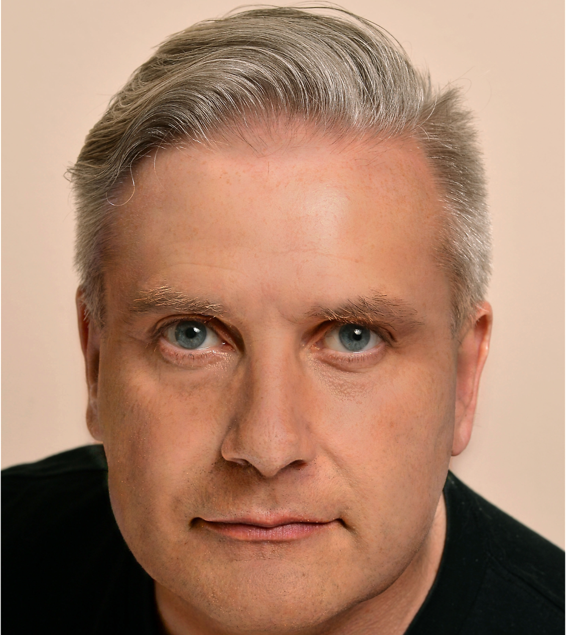 Il fotografo, Mark Allan