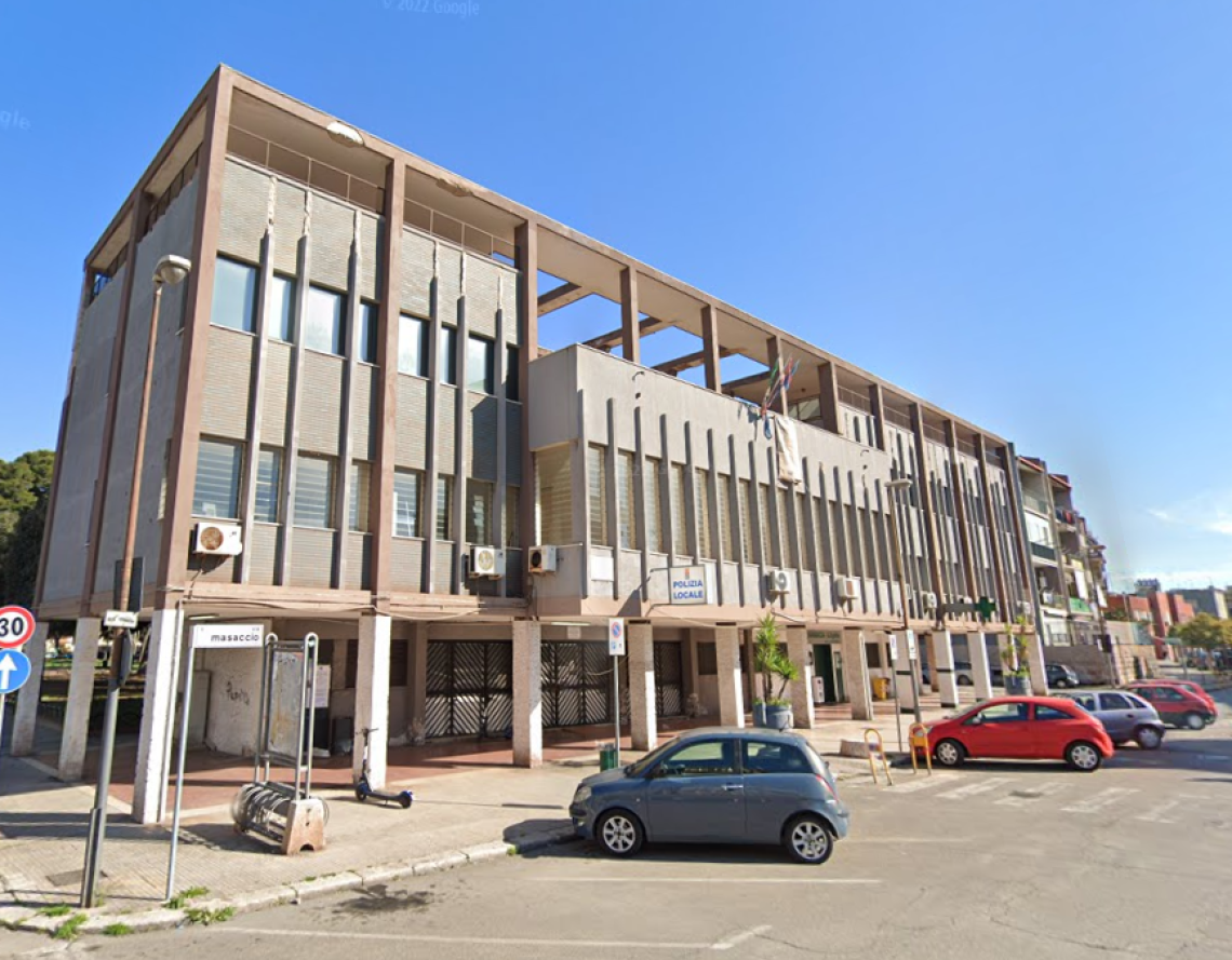 Gli uffici comunali del quartiere Tamburi