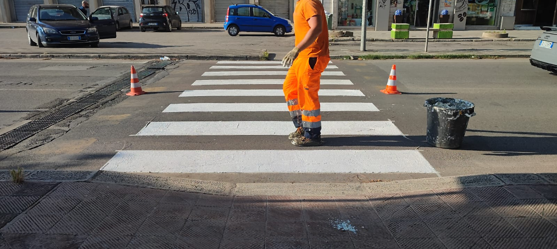 Lavori di manutenzione stradale in viale Europa