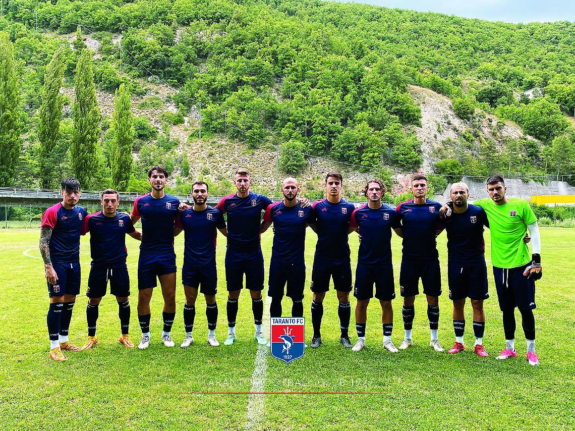 L’undici rossoblù mandato in campo da mister Capuano nella prima frazione di gioco