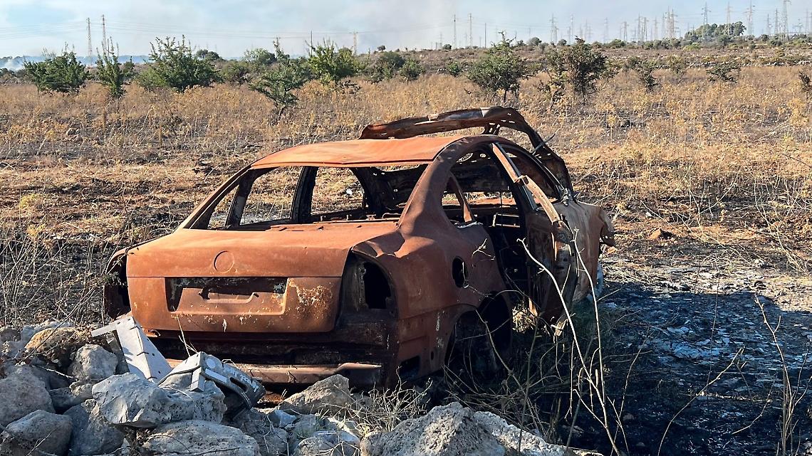Ancora un incendio nella periferia di Taranto