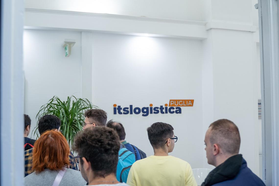 Opportunità lavorativa per gli studenti