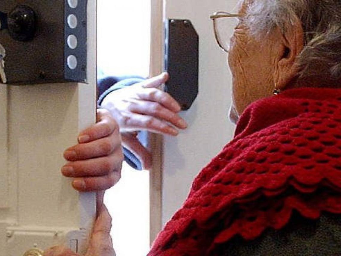 Agosto: tempo di buffi e di truffe