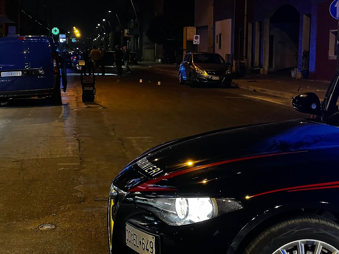 Sparatoria in via Orsini (Foto Manfuso)