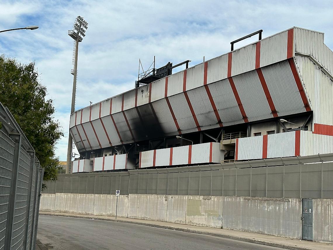 L'esterno dello stadio