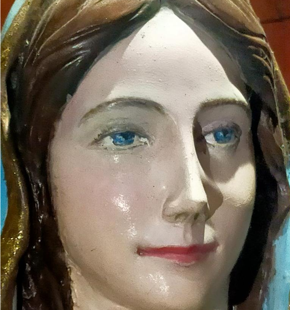 Il volto della Madonna che piange a Massafra
