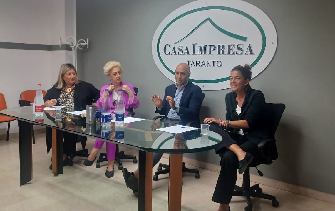 L'incontro su mobilità e parcheggi
