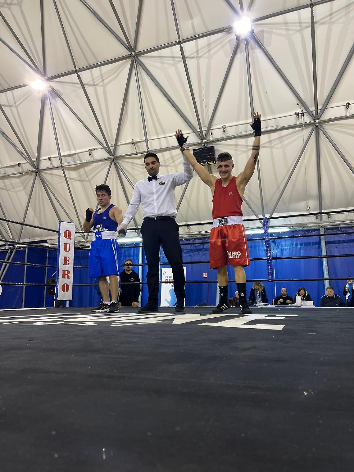 Grande boxe alla Base Navale
