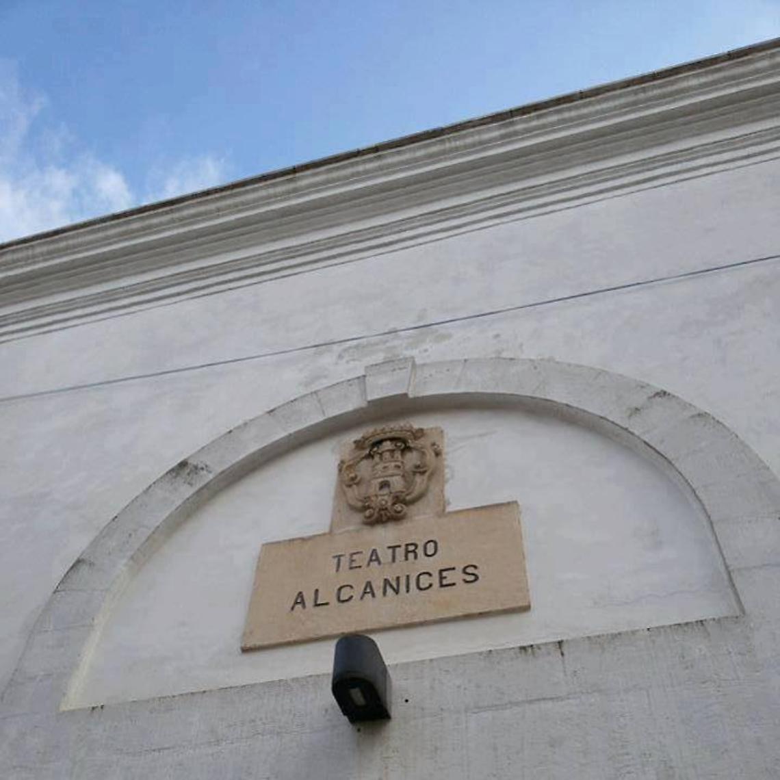 Teatro per famiglie sul palco dell'Alcanices a Ginosa