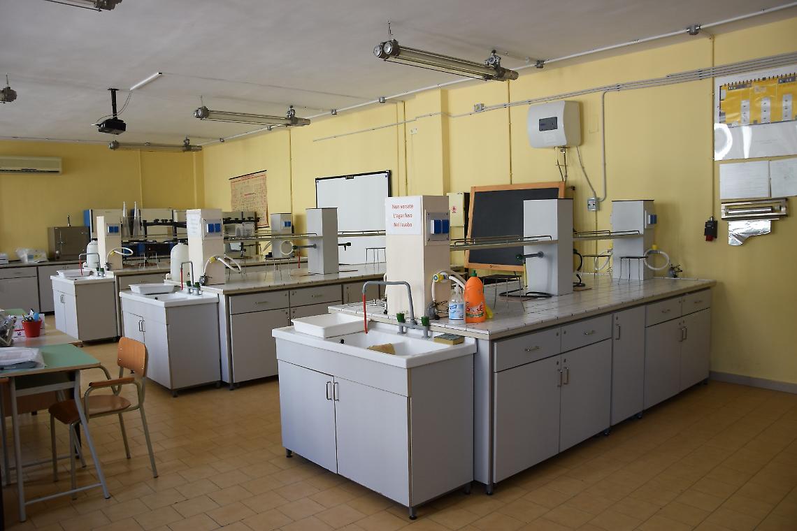 Il laboratorio di microbiologia