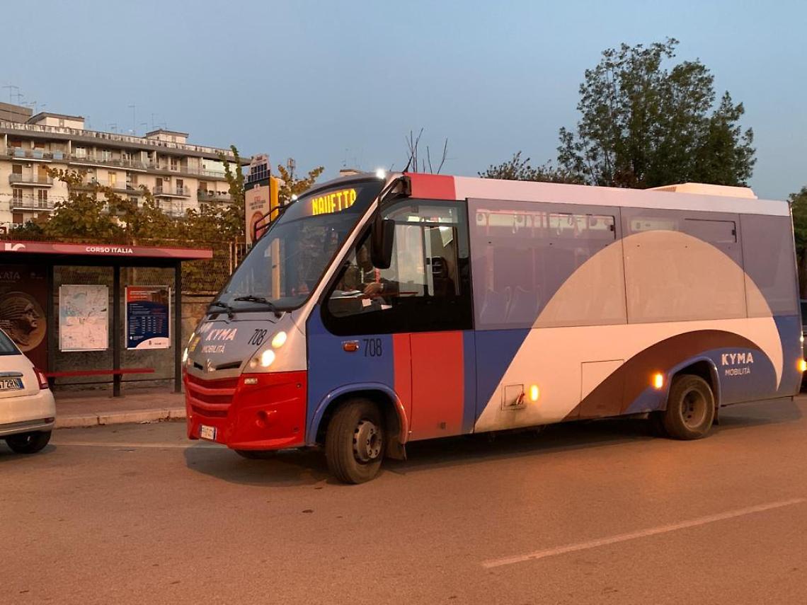 Il bus navetta di Kyma Mobilit&agrave;