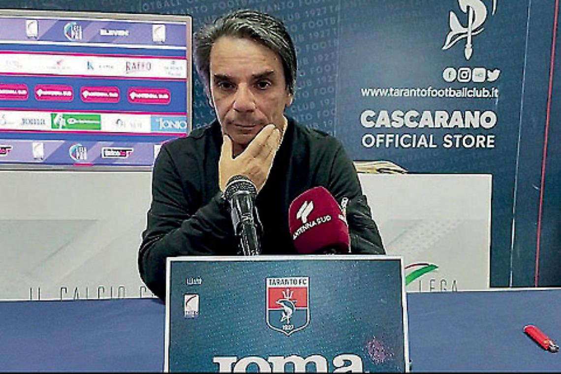 Ezio Capuano, allenatore del Taranto