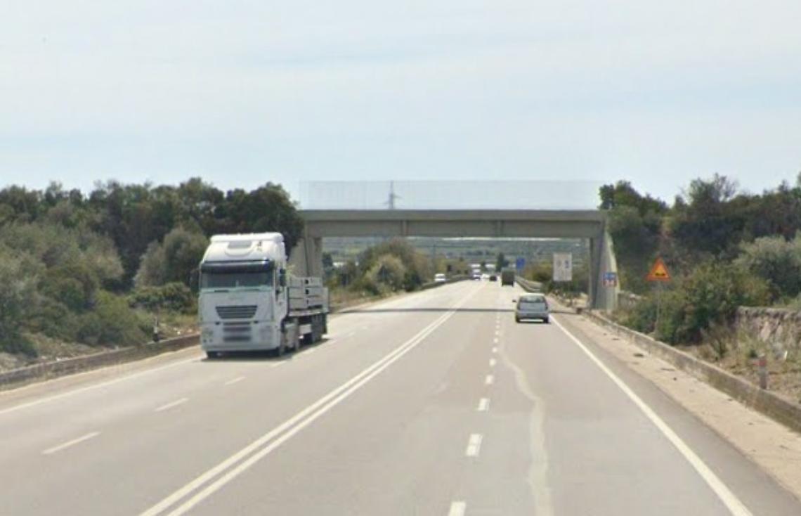 Un tratto della strada statale 100