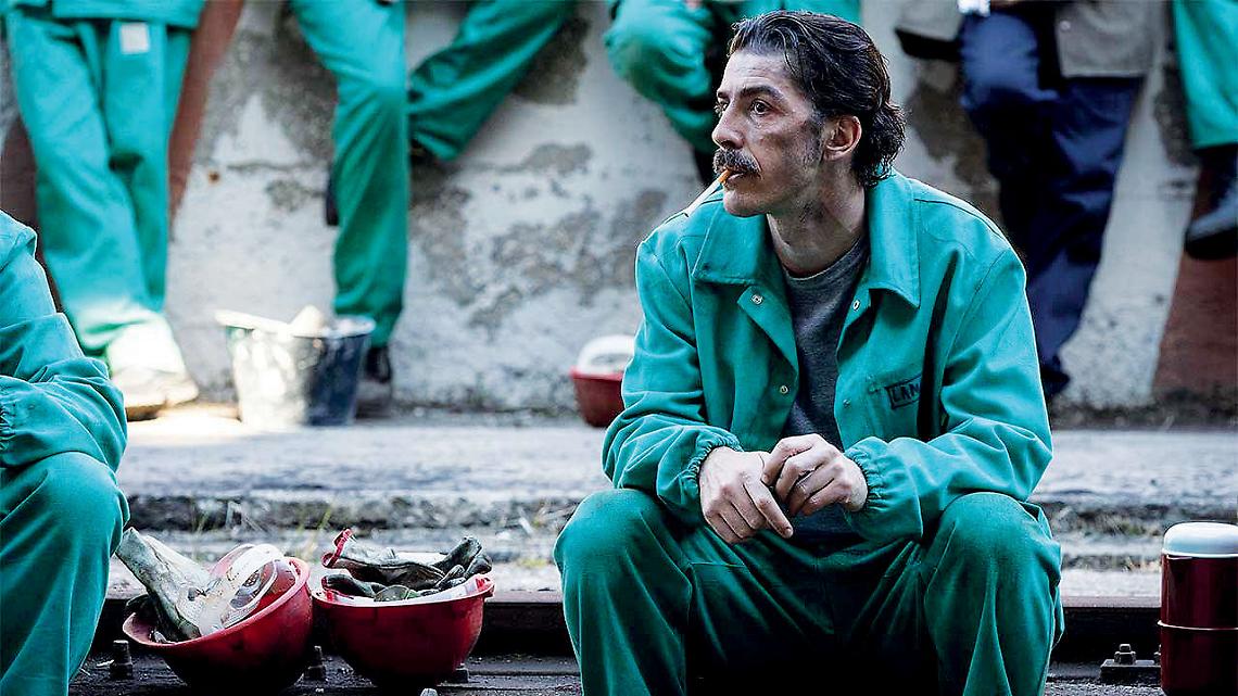 Michele Riondino, regista e interprete del film “Palazzina Laf”
