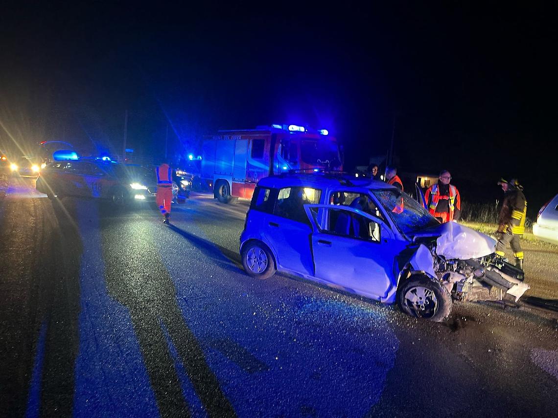 Drammatico incidente stradale sulla provinciale tra Sava e Maruggio - foto Francesco Manfuso