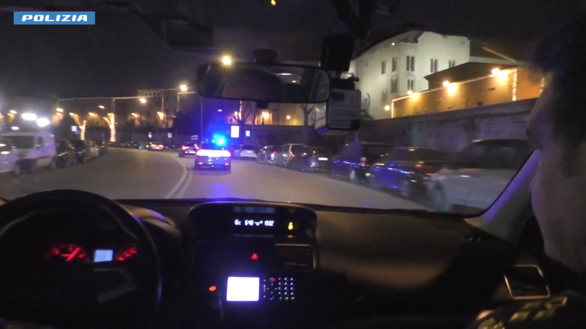 Il blitz della Polizia a Bari