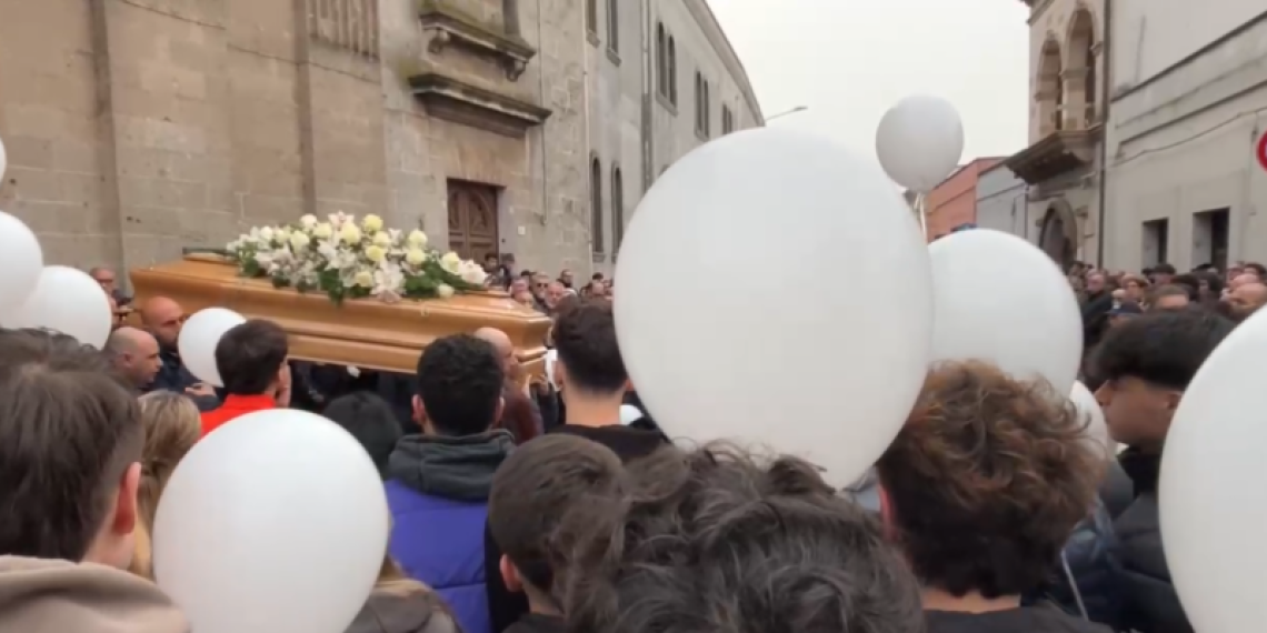 Il funerale di Matteo Buccoliero