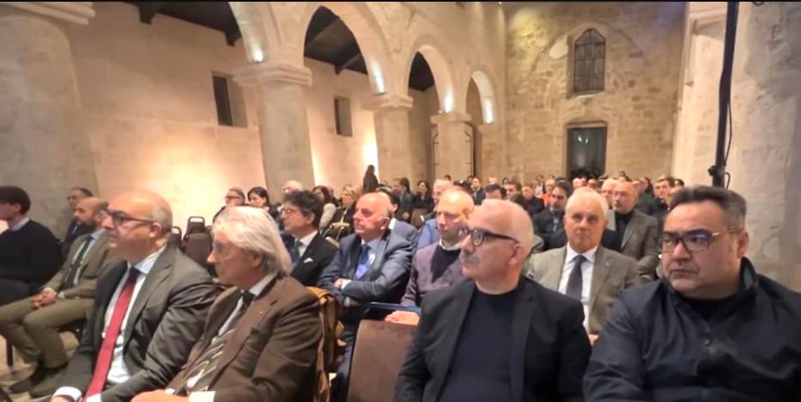 Cosimo Borraccino al convegno su “Banche locali e finanza etica”