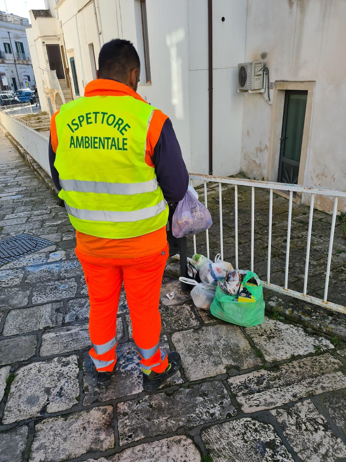 Controlli sui rifiuti a Martina Franca