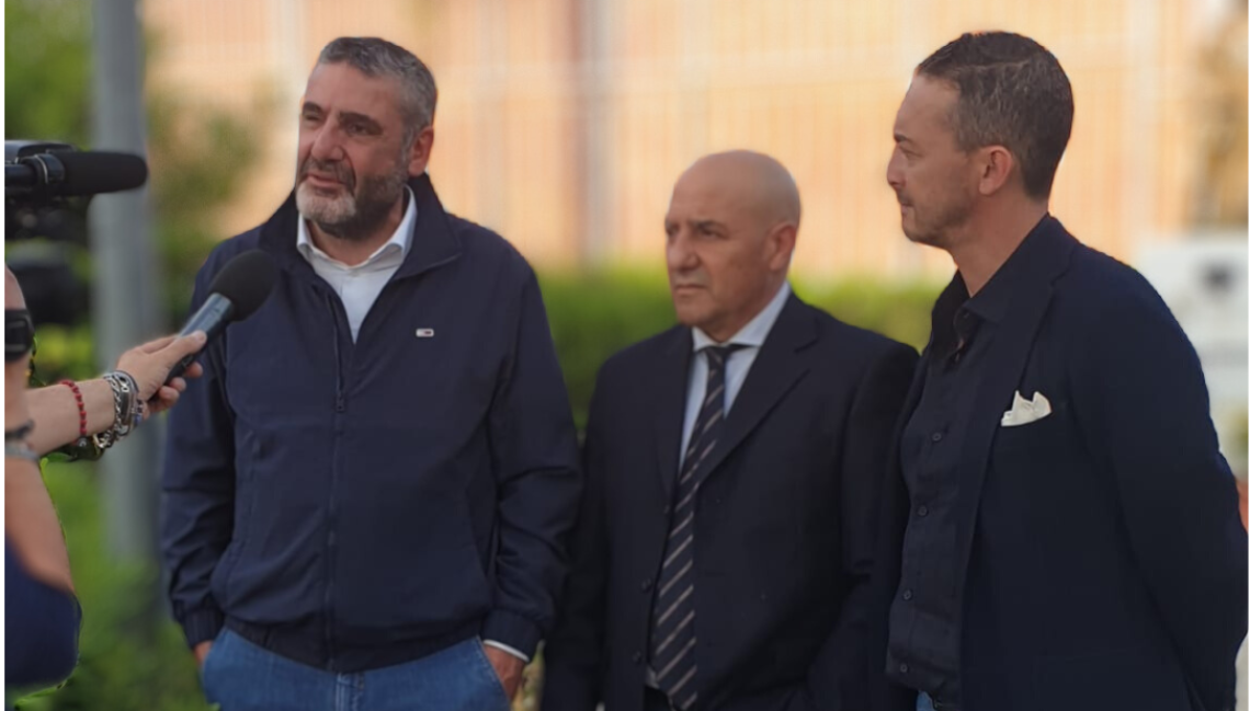 Musillo, Festinante e Cosa