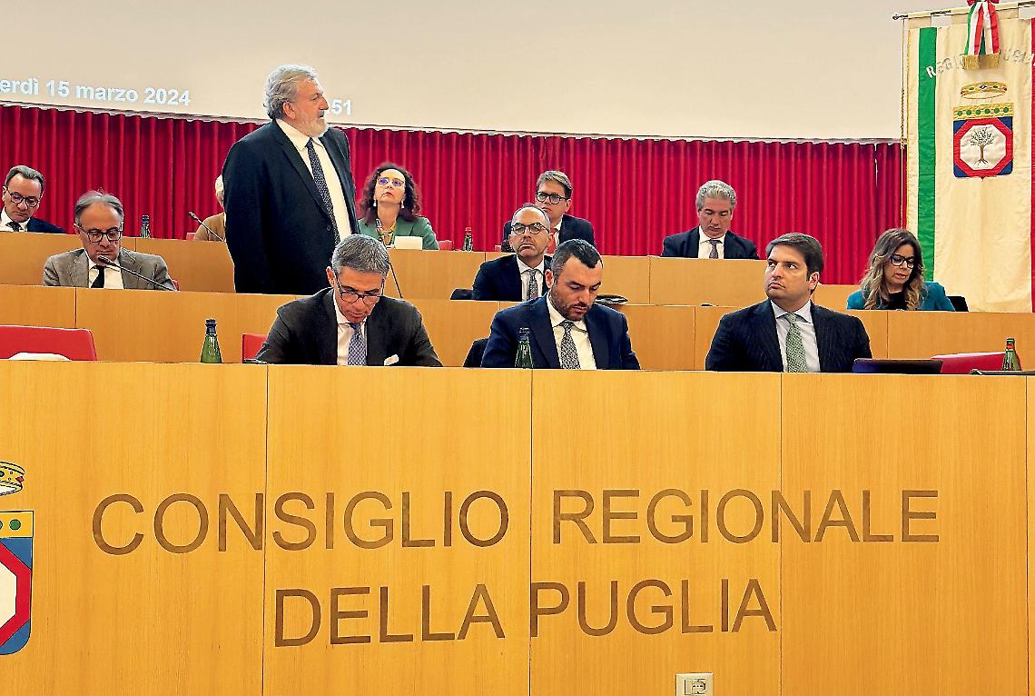 Il Consiglio regionale pugliese sul caso Acqua