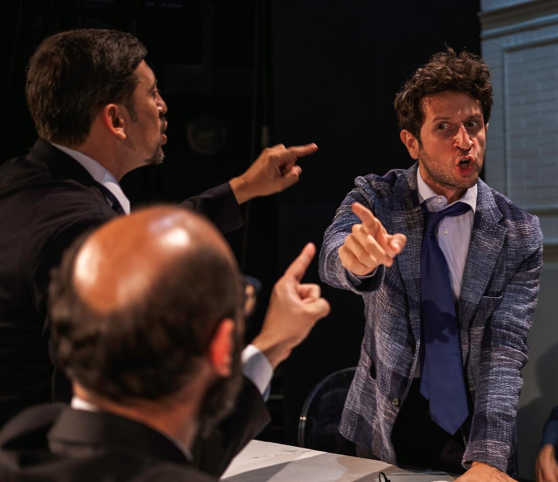 "Il colloquio" (foto di Davide Petruzzella
