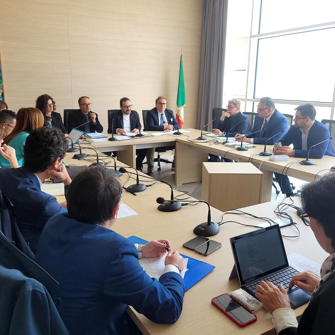 Messa in sicurezza della strada statale 100, l'audizione in commissione regionale