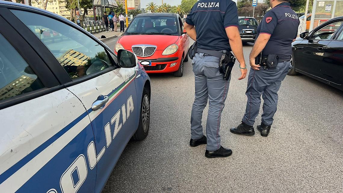 Incidente in via Dionisio a Taranto - foto di Francesco Manfuso