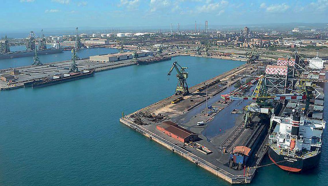 Il porto di Taranto