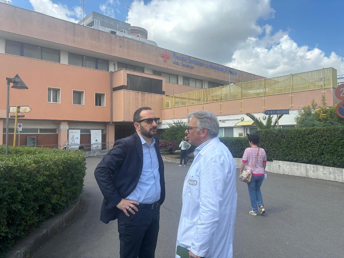 Un momento del sopralluogo del consigliere regionale Michele Mazzarano