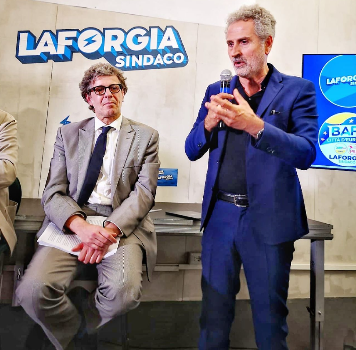 Il futuro del Bari calcio, Laforgia attacca De Laurentis e non risparmia frecciate a Decaro