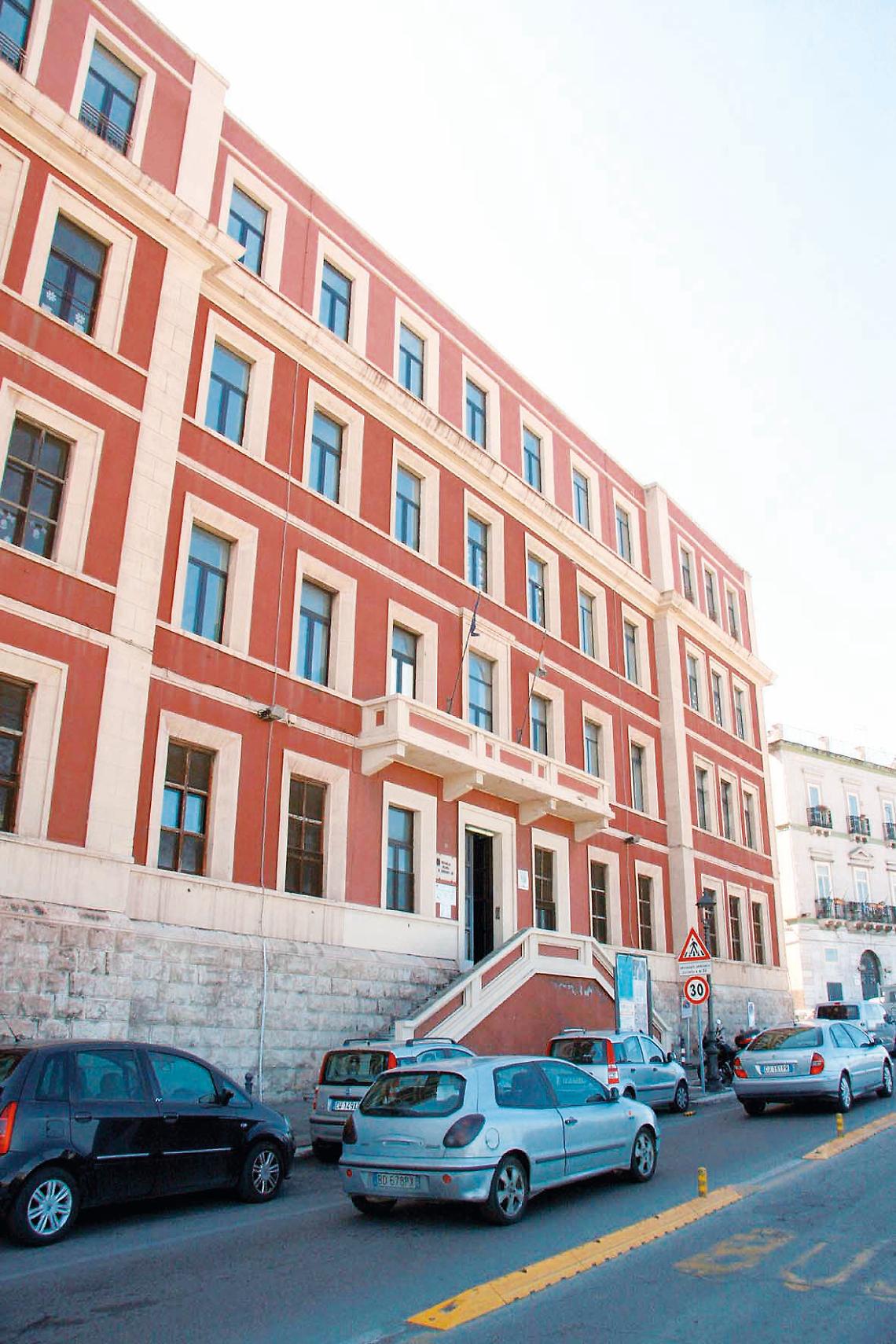 Città Vecchia, il plesso Consiglio
