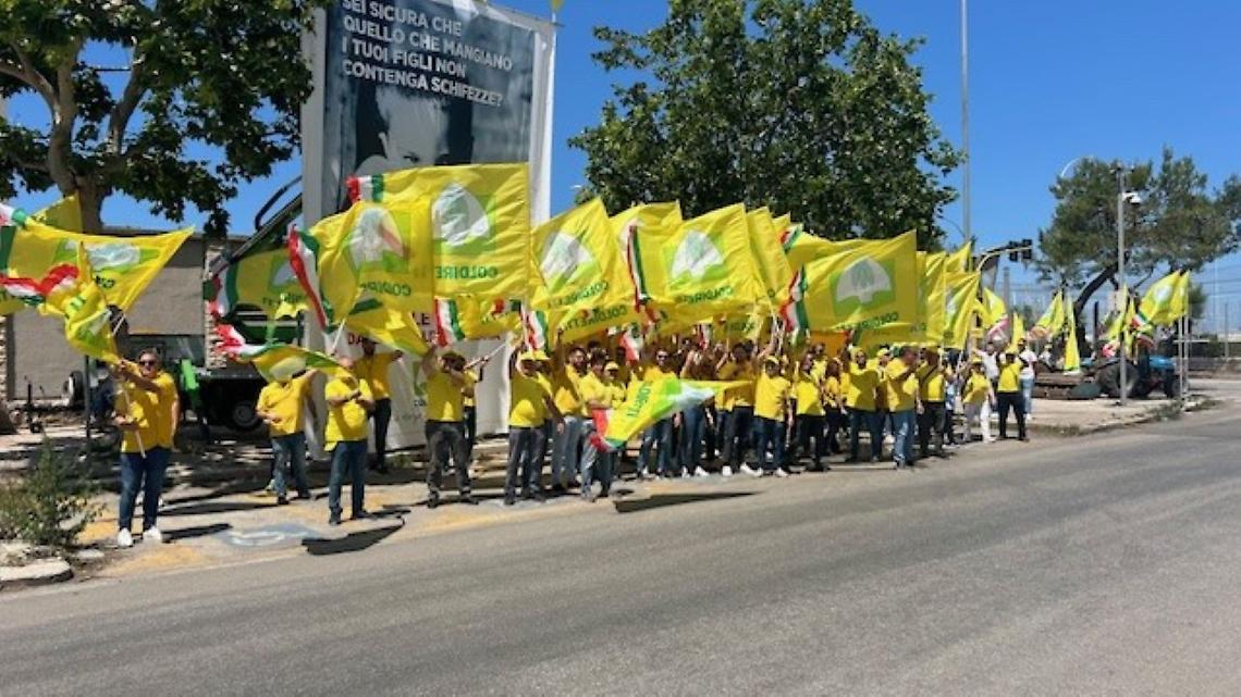 «Mamma è ora di dare battaglia», la mobilitazione degli agricoltori al porto di Bari