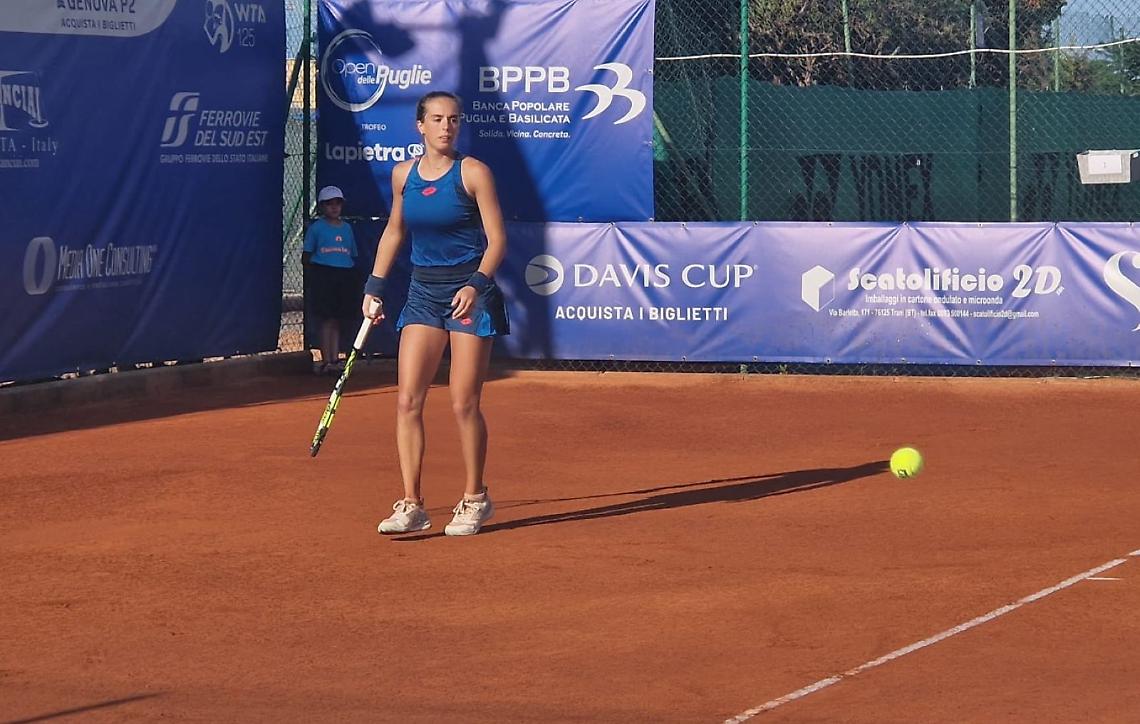 Tennis Bari, esordio amaro per l'italiana Lucia Bronzetti al Wta