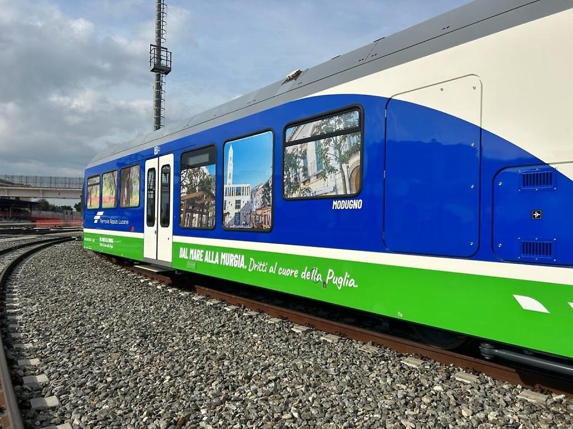 Un treno delle Ferrovie Appulo Lucane - Fal