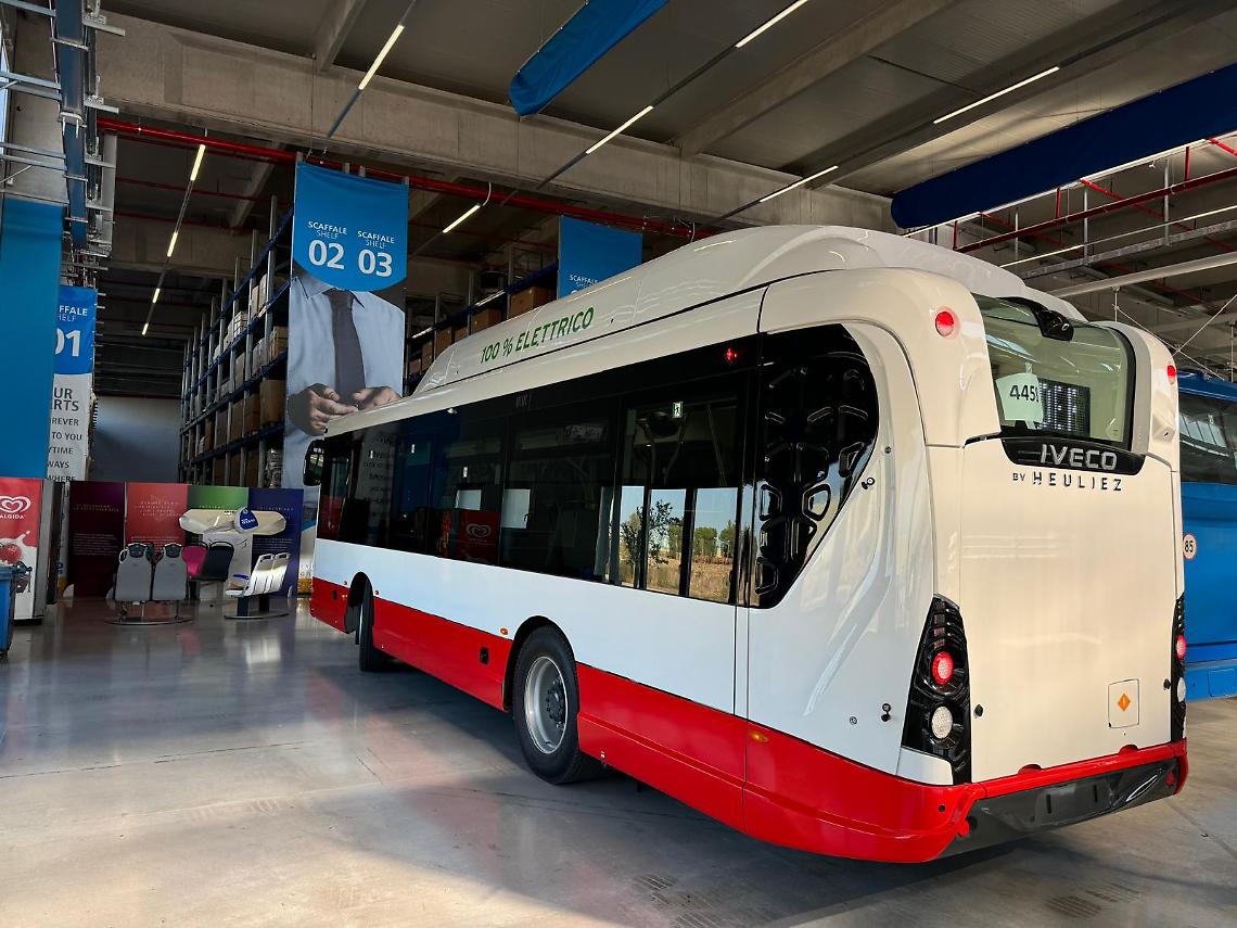 Quattro milioni per 32 scuolabus elettrici. Ecco a quali comuni sono destinati