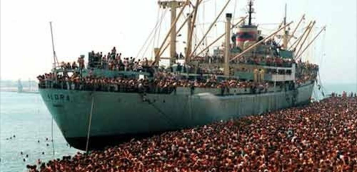 Lo sbarco della Vlora con 20mila profughi albanesi
