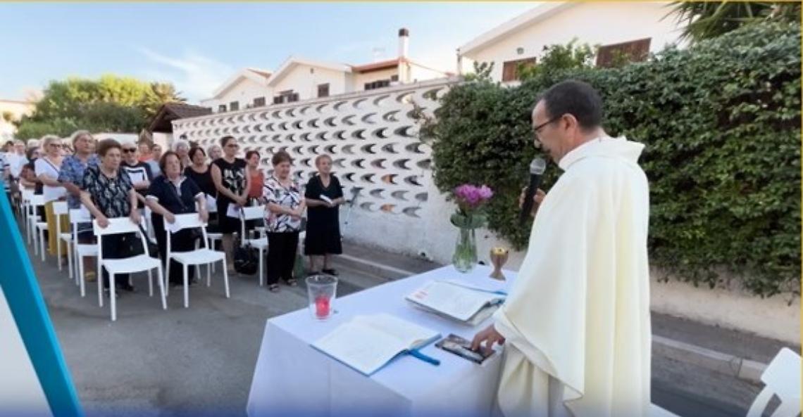 La novena all'Assunta per le strade di Canosa di Puglia