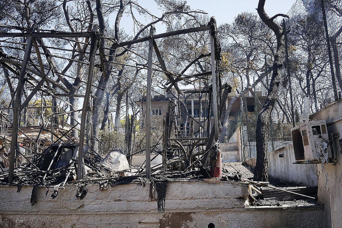Quel che resta dell'Eden Park dopo l'incendio dello scorso 30 luglio