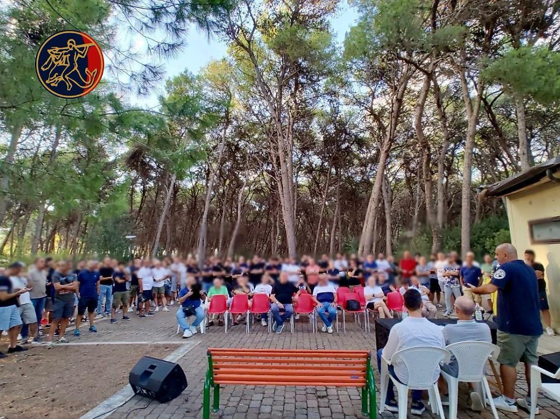 Riunione aperta Taras
