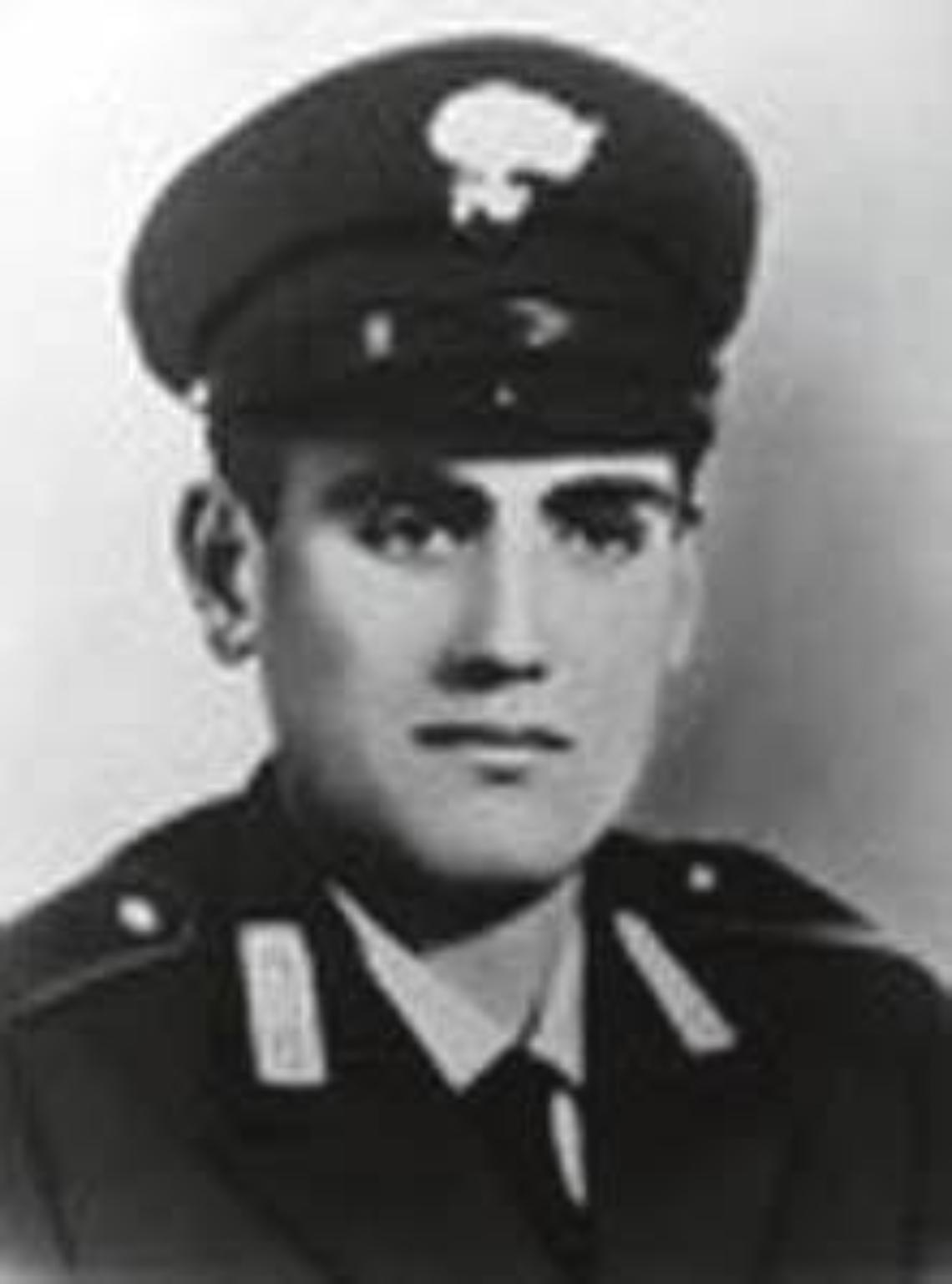 Luigi De Gennaro, Medaglia d’Oro di Vittima del Terrorismo