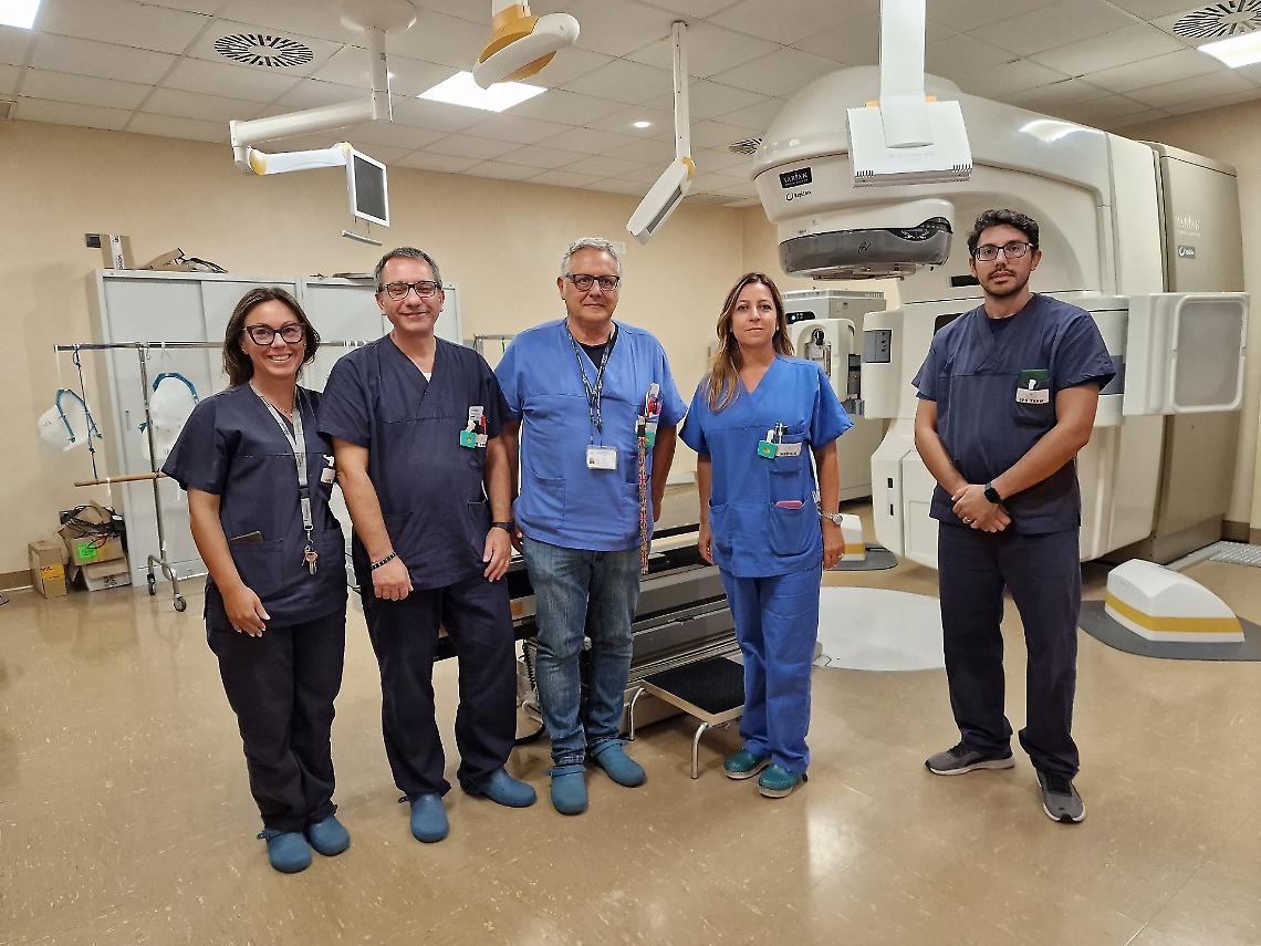 Il team dell'unità operativa di Radioterapia dell’Istituto Tumori ‘Giovanni Paolo II’ di Bari